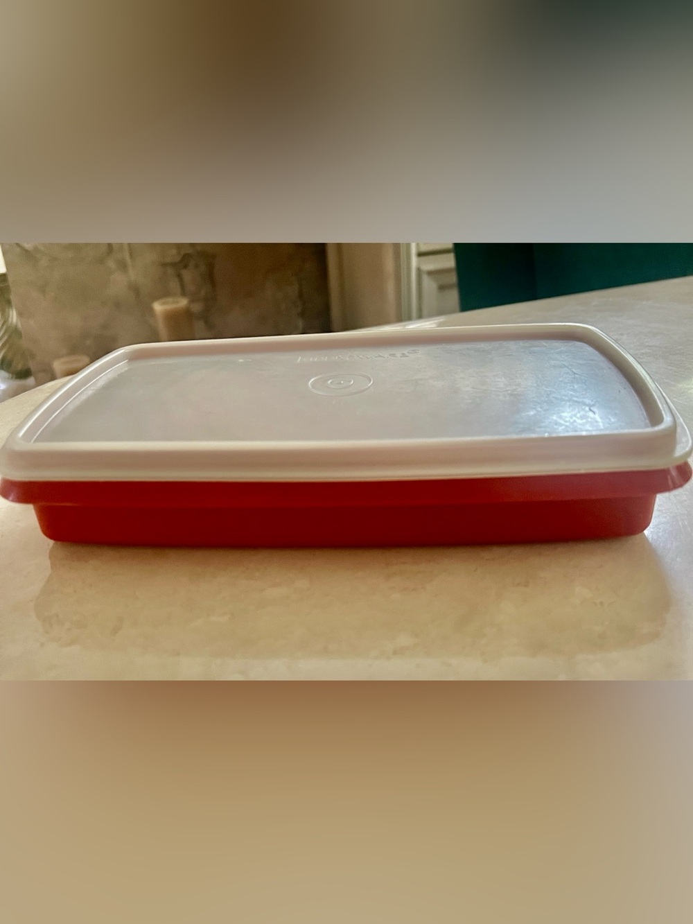 Vintage Tupperware #816 Deli Keeper